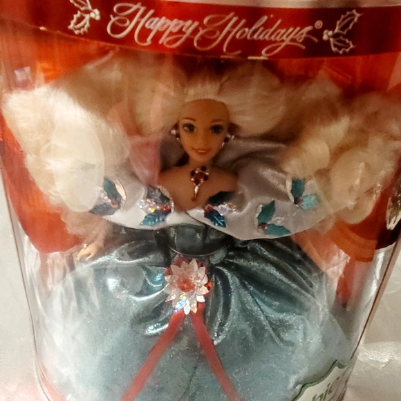 1995 Happy Holidays Special Edition Barbie doll by Mattel. NRFB. - Picture 6 of 7
